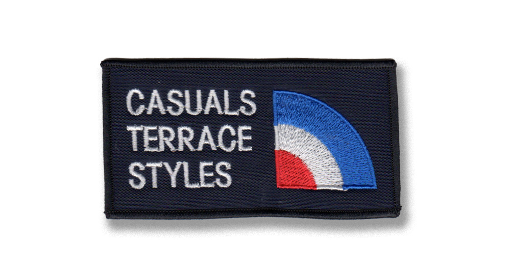 CASUALS ESSENTIAL Patches