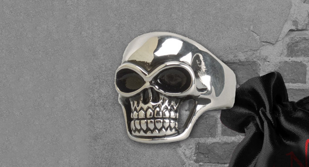 RING BIG SKULL STEEL Extras