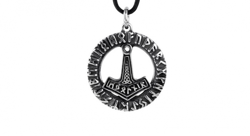 PENDANT THOR HAMMER RUNE Extras