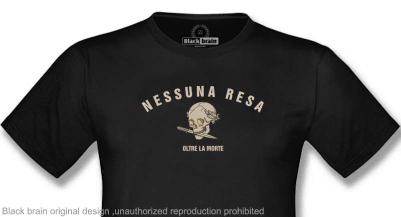 T-SHIRT NESSUNA RESA TESCHIO PUGNALE T-shirts